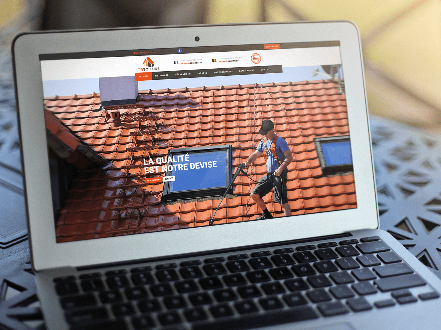 mockup du site web Trtoiture